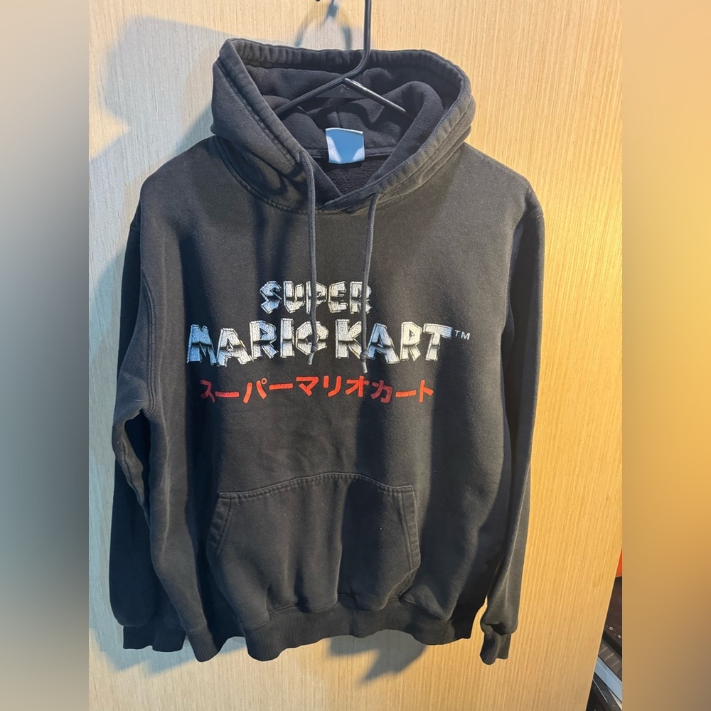 Men’s Forever 21 Black Super Mario Kart Hoodie Size Medium